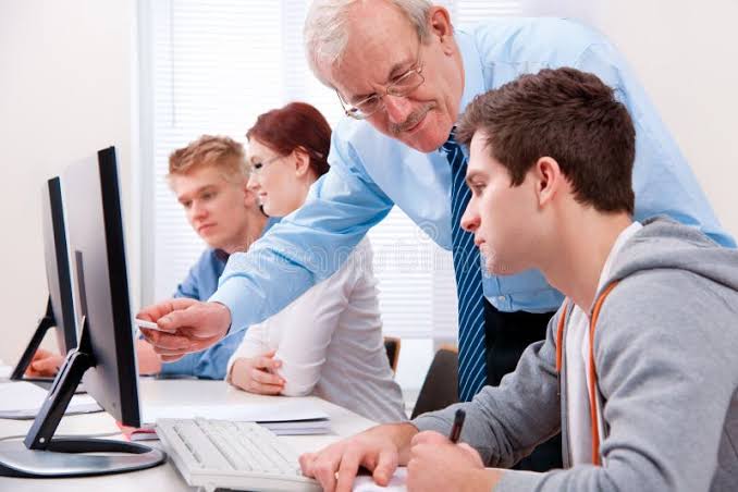 LONG TERM COMPUTER SOFTWARE COURSES ( INFORMATION TECHNOLOGY)